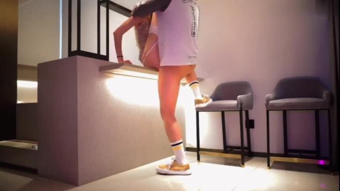 人前高冷嫩模反差至极女神顶级精盆有钱人的玩物 预览截图 5