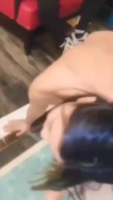 极品性奴辉夜姬 表面清纯的女神私底下逼差点被玩烂 预览截图 2