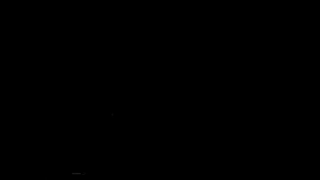 用鸡巴征服美乳人妻 预览截图 4