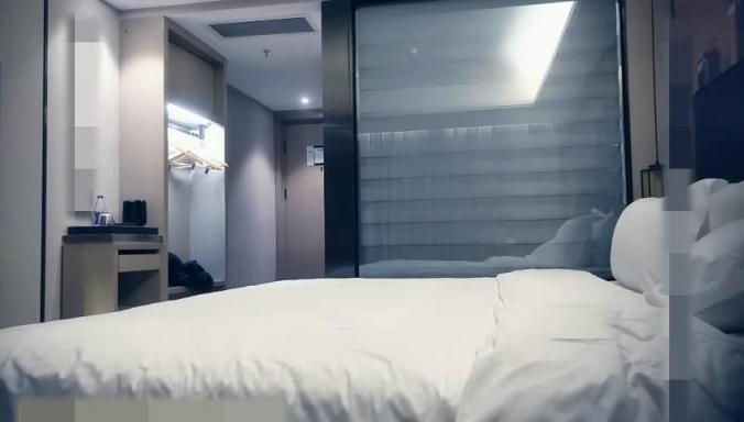 酒店约啪-在学校肯定属于—级校花的外围女神长得太清纯了 探花 预览截图 3