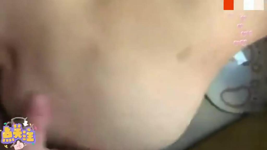 【母子乱伦】儿子长期操妈妈 附带聊天记录生活照妈妈的照片 预览截图 11