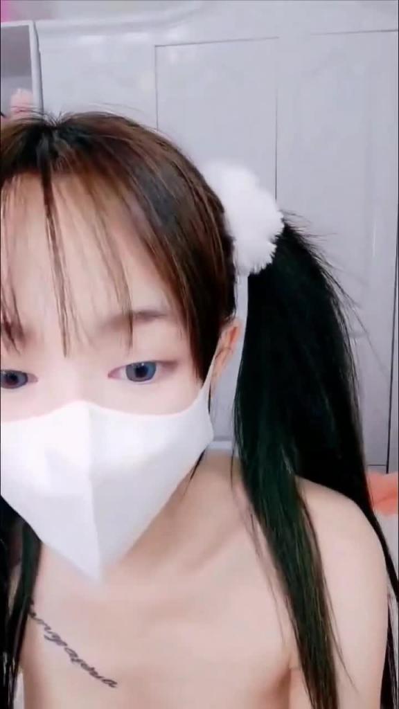 【少女萝莉大秀】身材超级优秀小萝莉！ 预览截图 11