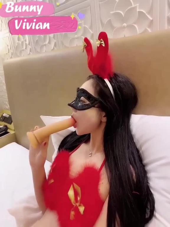 【爱丝袜的vivian姐】红丝袜兔女郎篇 预览截图 1
