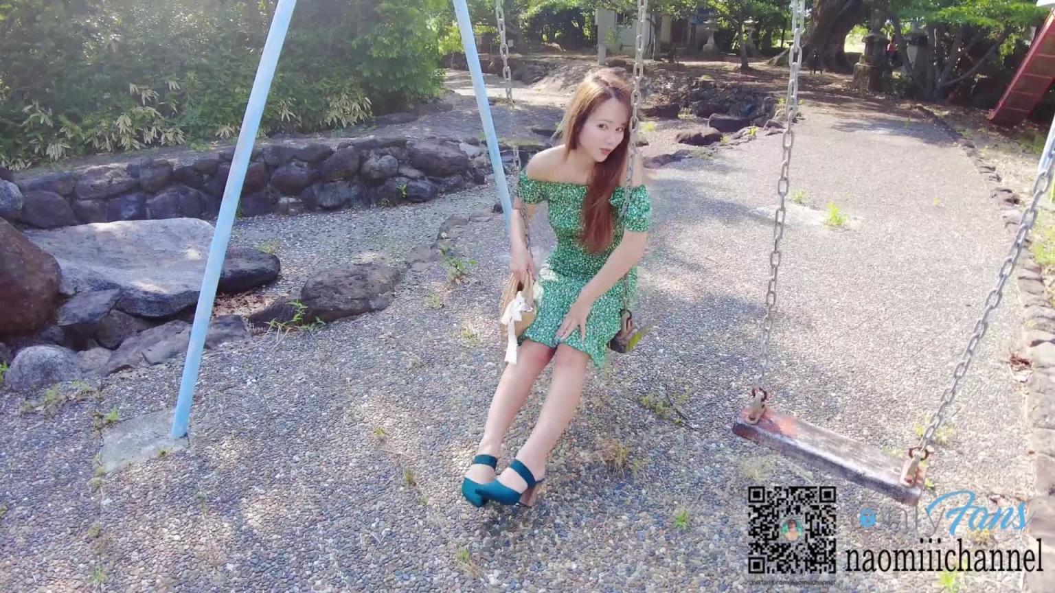 我在公园里和她发生了内射, 她很高兴能被很多人看到 预览截图 2