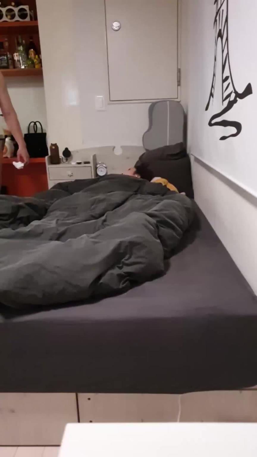 晚上经常来健身房长腿美女,找私教练习引体向上能做这么多次很满意,直接勾搭到酒店深入探讨一下 预览截图 11