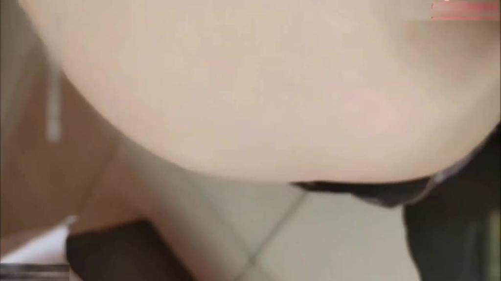 【福利】最新母子乱伦，爸爸在楼下打牌小儿子和熟女妈妈在楼上乱伦无套内射 预览截图 1