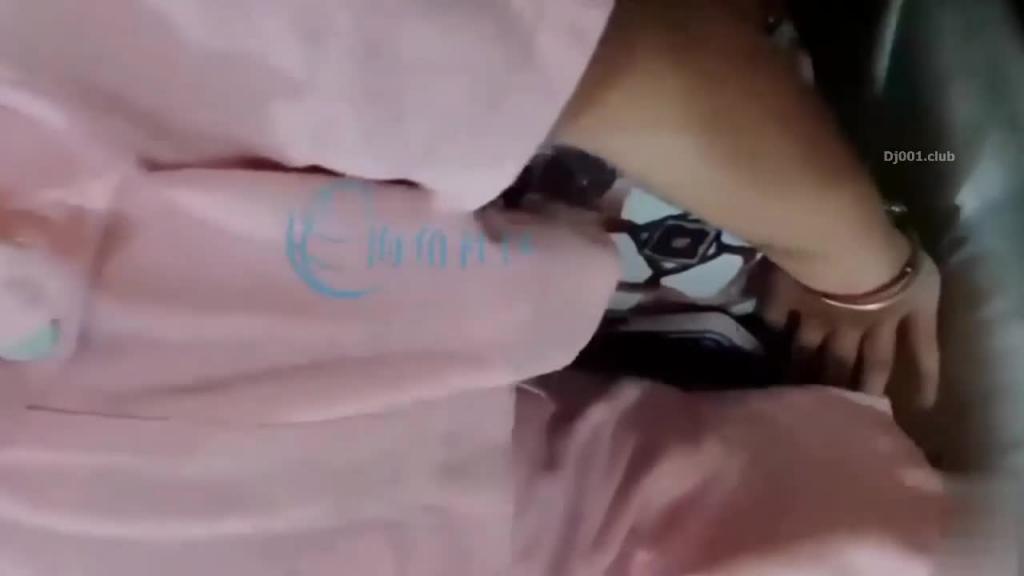 父女乱伦-鬼父把刚成年闺女破处,粉嫩少女处女红很刺眼,太刺激了 预览截图 11