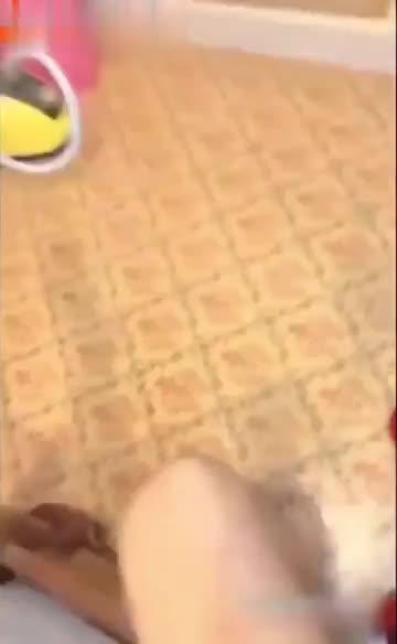 大哥不在家，疯狂勾引漂亮大嫂不可以射到里面，你哥会发现的 预览截图 6