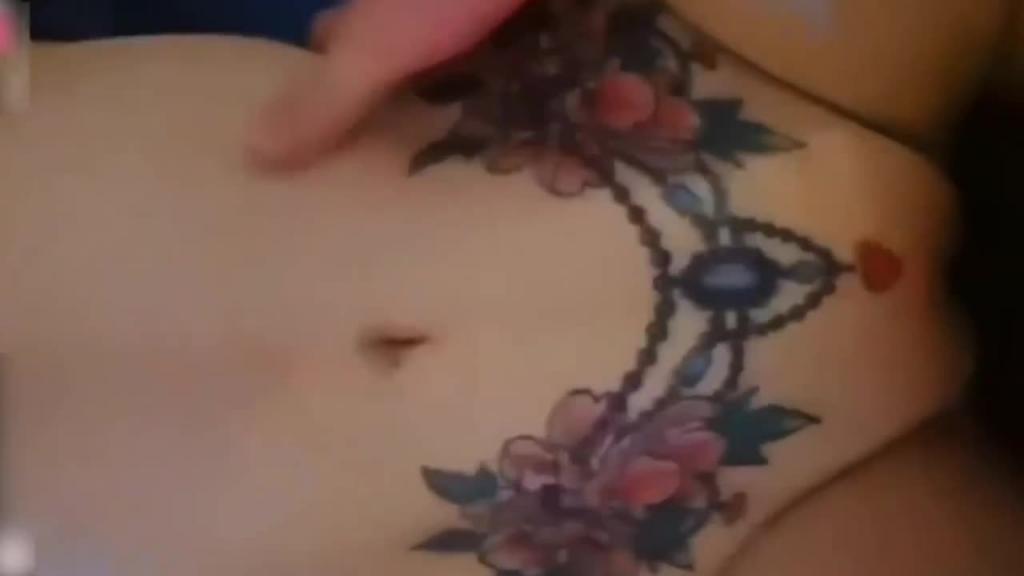【秀人网网红女神】田冰冰 大尺度爆金主包养流出 预览截图 5