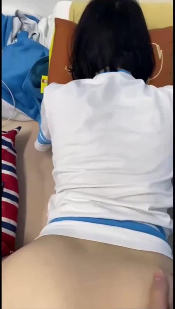 短发俏皮女孩和男友啪啪被曝光嘴上说不要身体 却很诚实 预览截图 11