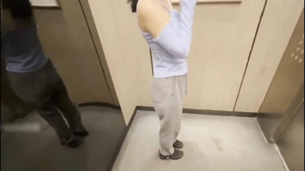 穿JK来公司求操~试衣间忍不住强制母狗多次高潮 预览截图 5