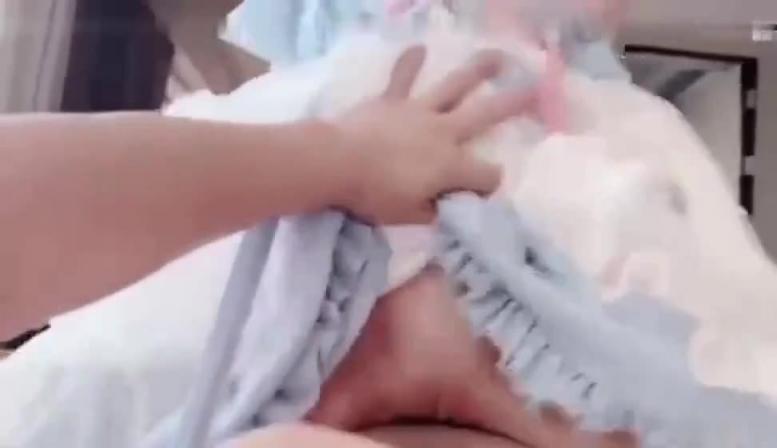 极品性感洛丽塔美少女被哥哥干了 预览截图 11