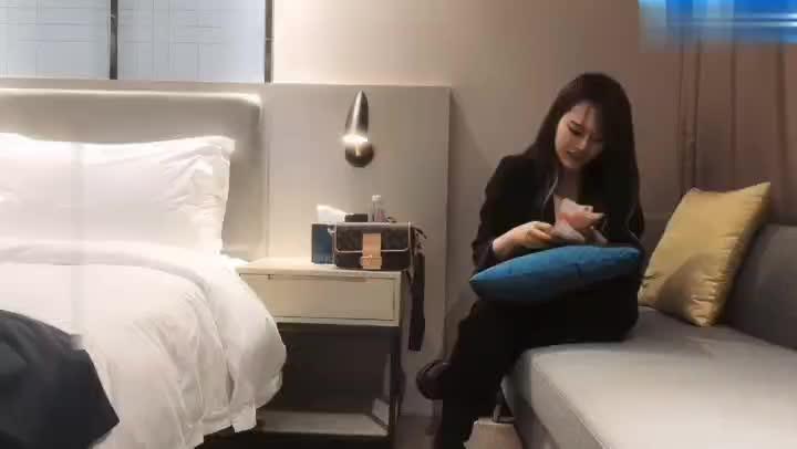 大神酒店3000元约操长发音乐学院美女抖音主播 预览截图 2