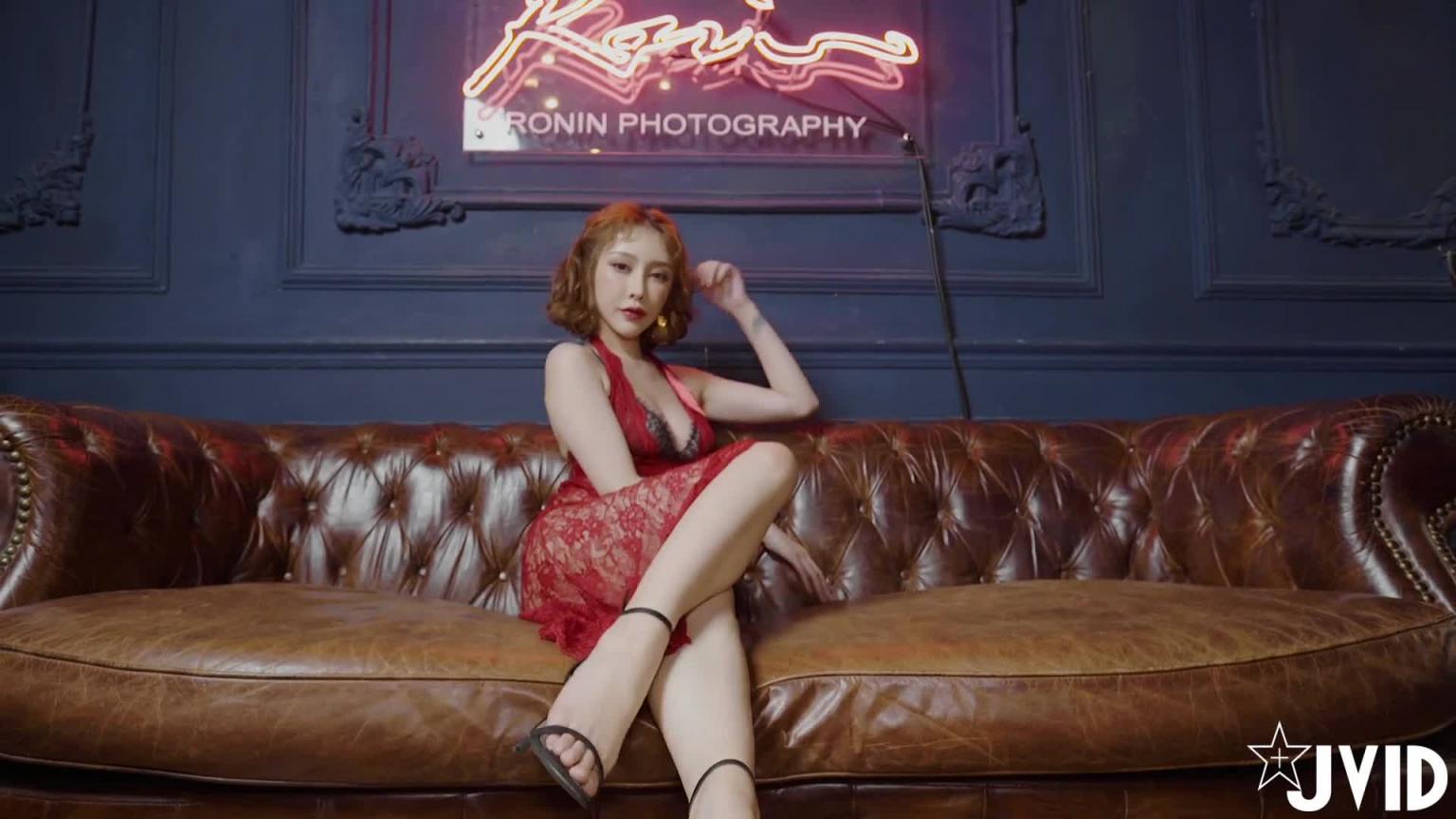 [Cassie 龚映璇]20190719冷艳女伶「Cassie 龚映璇」热情开撩白嫩美乳唿之欲出 预览截图 8