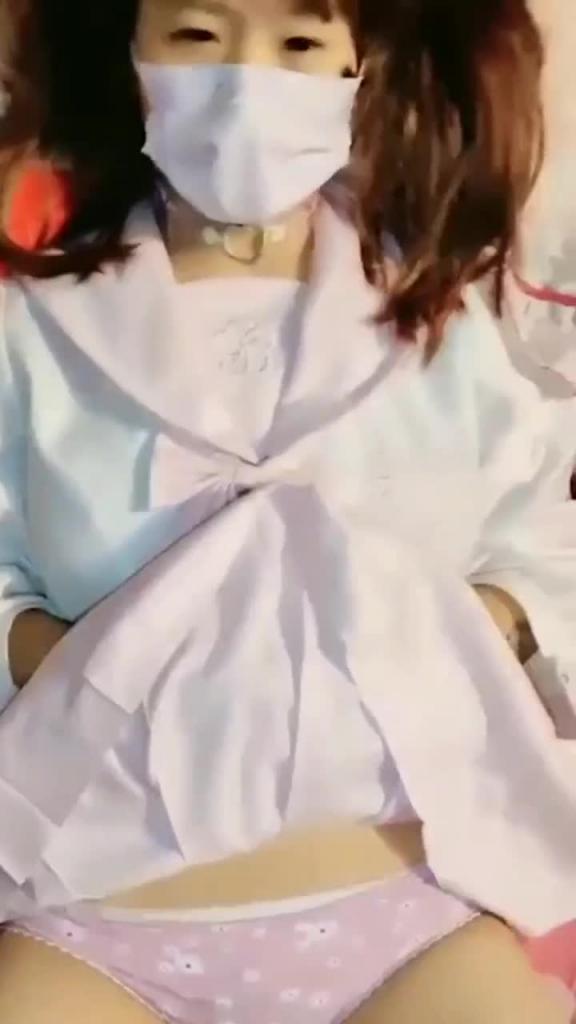 双尾洛丽塔童颜巨乳罗莉惨遭哥哥套内射 预览截图 1