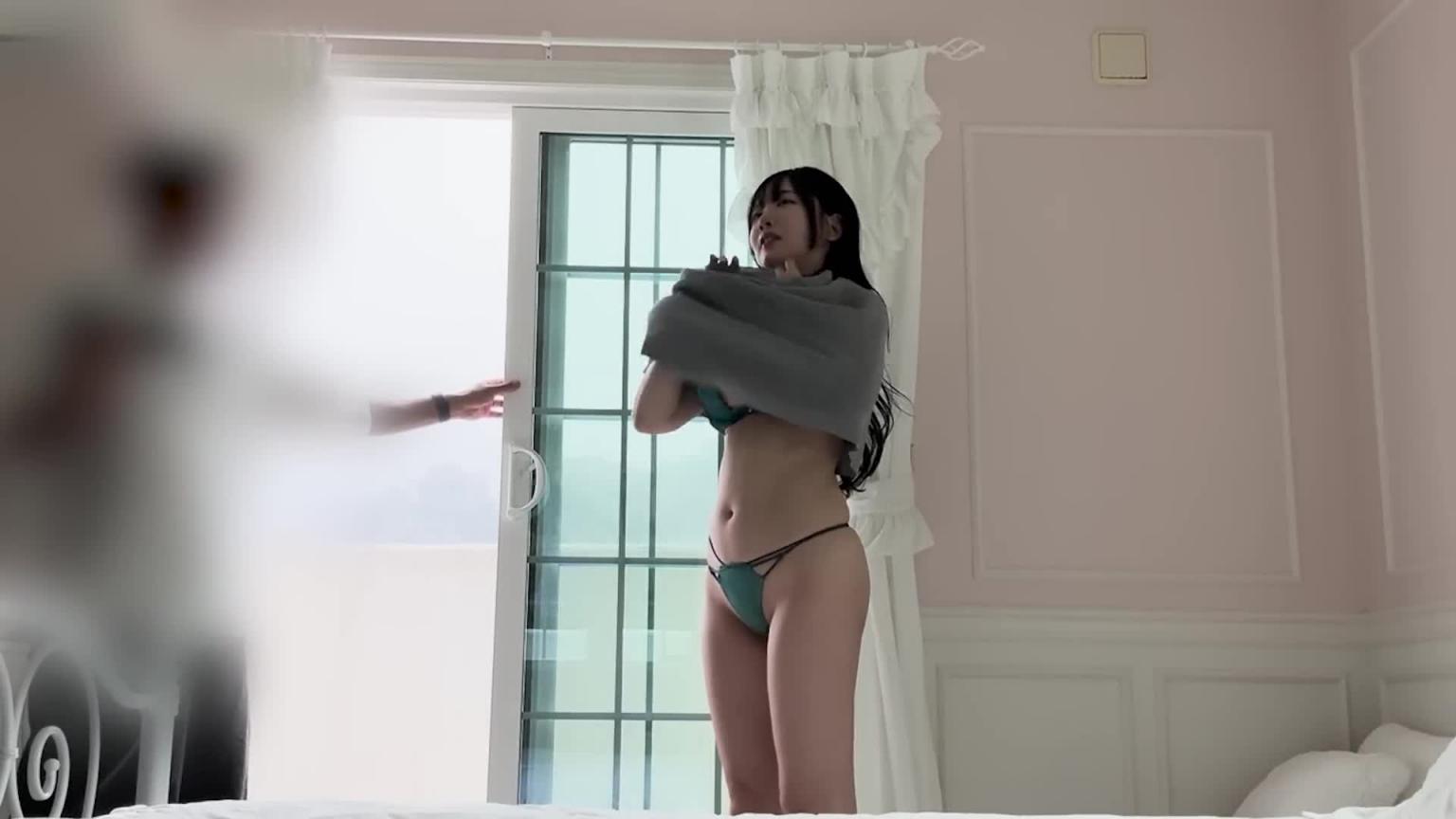 【写真拍摄】特别出道制作【Momorina】女友性爱视频幕后花絮预告 预览截图 9
