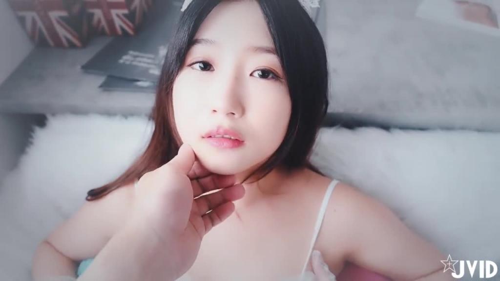 超拟真充气娃娃 连粉嫩鲍都做的跟真的一模一样 预览截图 4