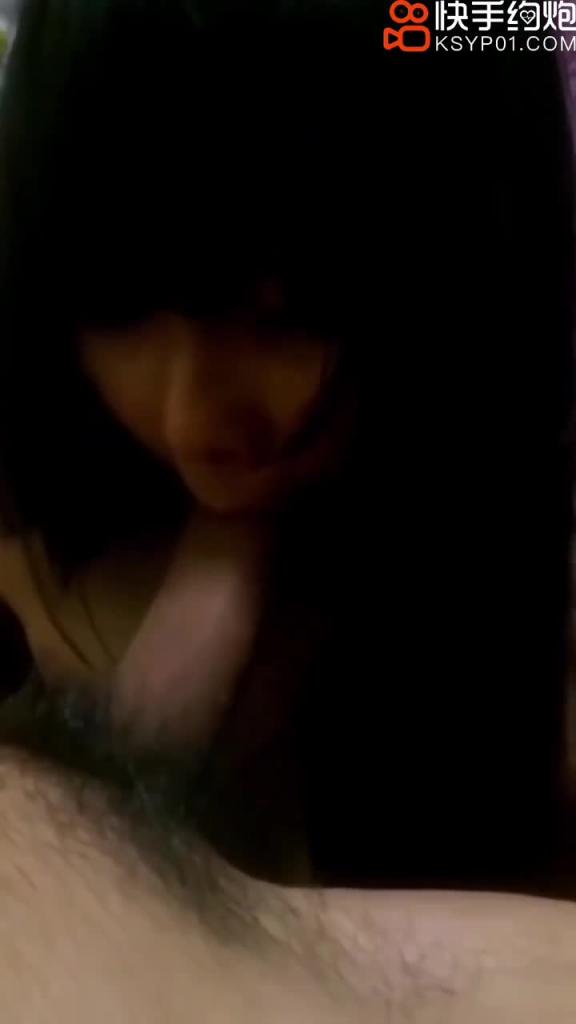 【父女乱伦】发育非常好的高中女儿，跳完舞爸爸大鸡巴奖励 预览截图 10