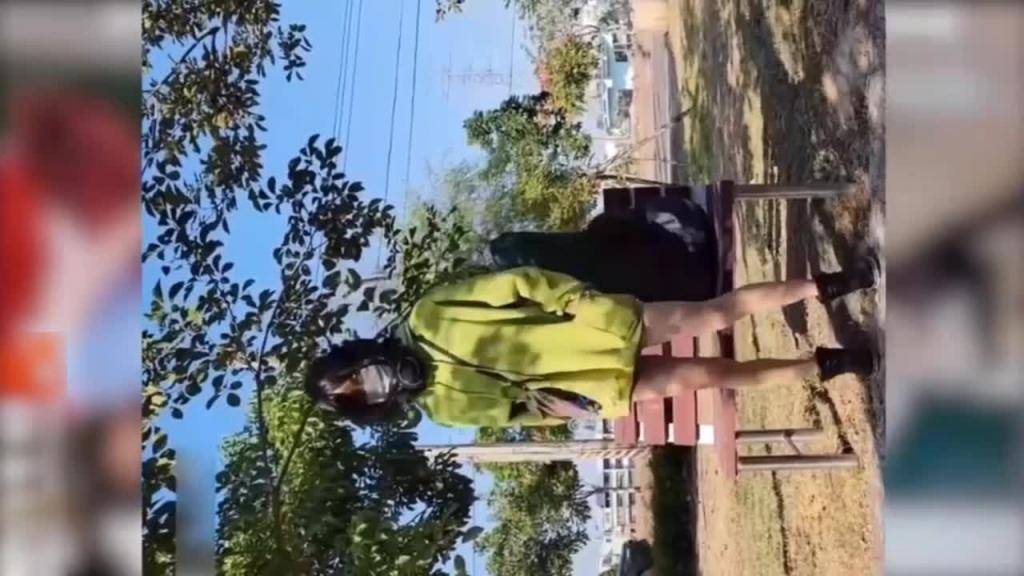 【00后最强喷射萝莉】当街灌肠潮喷,调教肛塞束缚潮喷漏尿,高潮颤挛抽搐,现在年轻人玩的都这么奔放了吗? 预览截图 6
