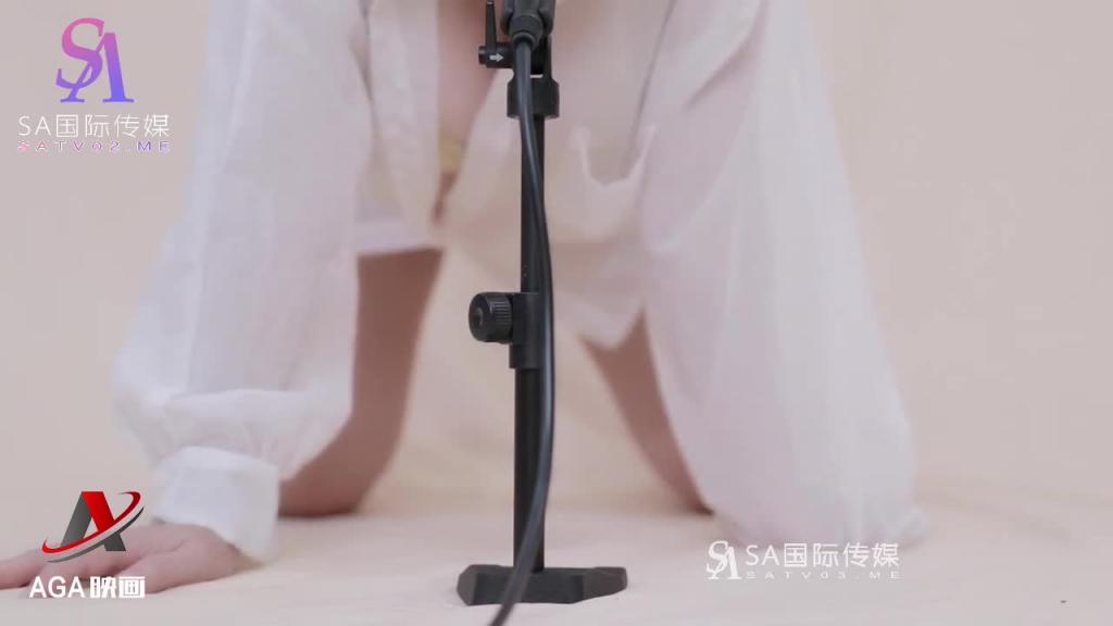 AT121-ASMR晓MI衬衣诱惑-口腔音舔耳弹舌 预览截图 12