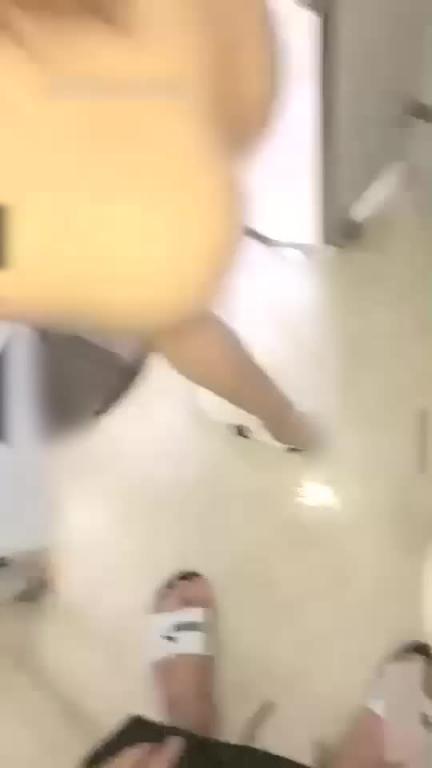 【公厕操逼】高中生太饥渴，公共厕所内射高中学妹小萝莉 预览截图 10