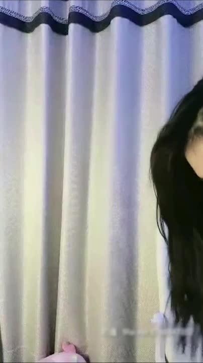 【学妹下海】脱离了大哥的禁锢,妹子单飞做主播大秀 预览截图 6