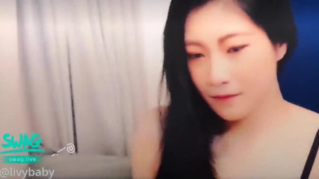 草食男的一日女友粉红泡泡的恋爱 预览截图 1