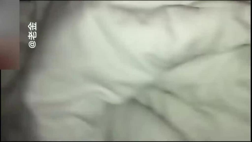 (福利)国内真实继父强奸女儿破处合集奇葩母亲把女儿献给男友开苞 预览截图 9