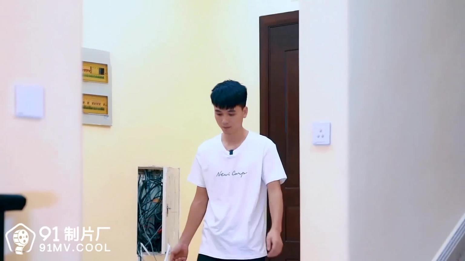 妻子助我升职/长腿人妻丝袜足交领导,甘心奉献请求内射淫穴-91制片厂 预览截图 12