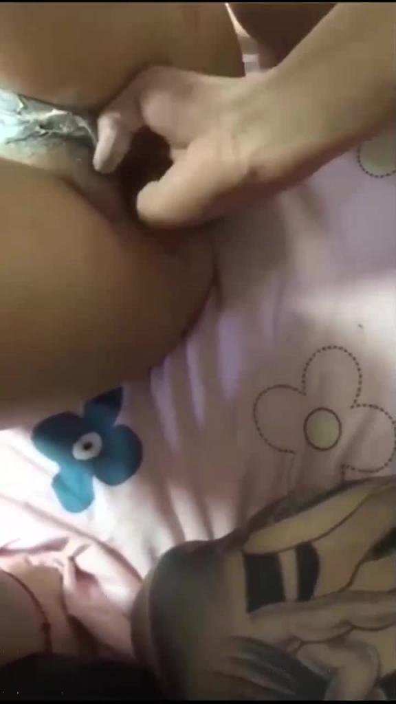 野外强奸轮奸女同学,学校霸凌 预览截图 7
