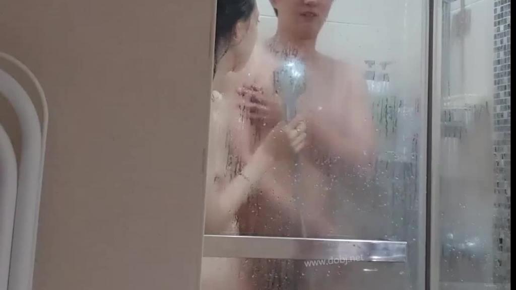 超美粉逼高清对准镜头,千万别错过 预览截图 11