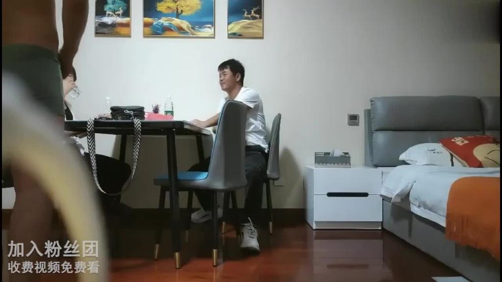 【真实家庭换妻】夫妻玩换妻.看着保守上床淫 性大发4P混战 预览截图 2