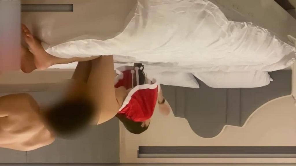 魔都上海极品蜜桃臀D奶网红【金娜】,健身网红被巨屌金主爸爸包养玩弄,一条腿踏两条船 预览截图 7