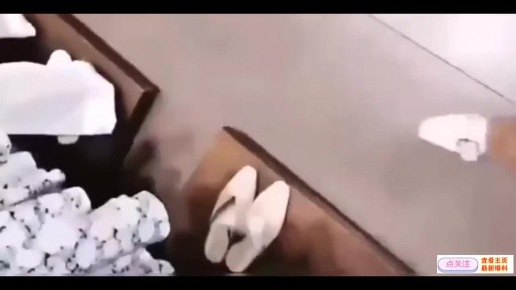 真实【师生不论】只听对白都能射的瓜 预览截图 2