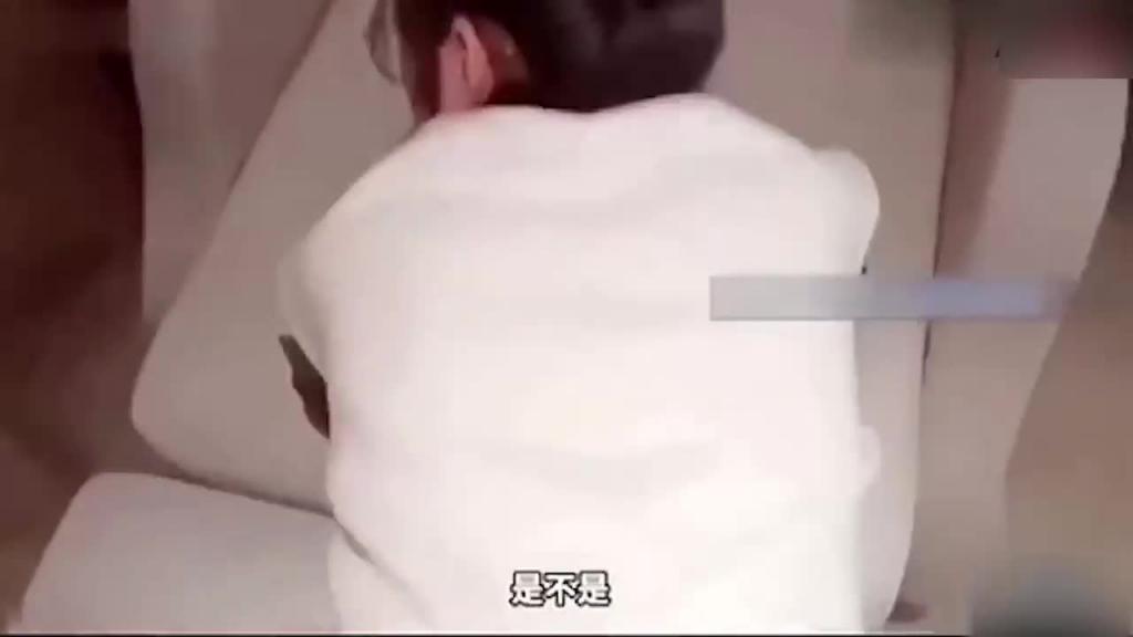 湖南高三学生妹,湖南高三学生妹与学校保安多次开房曝光,监控拍下与男友做爱被保安发现受到威胁 预览截图 2