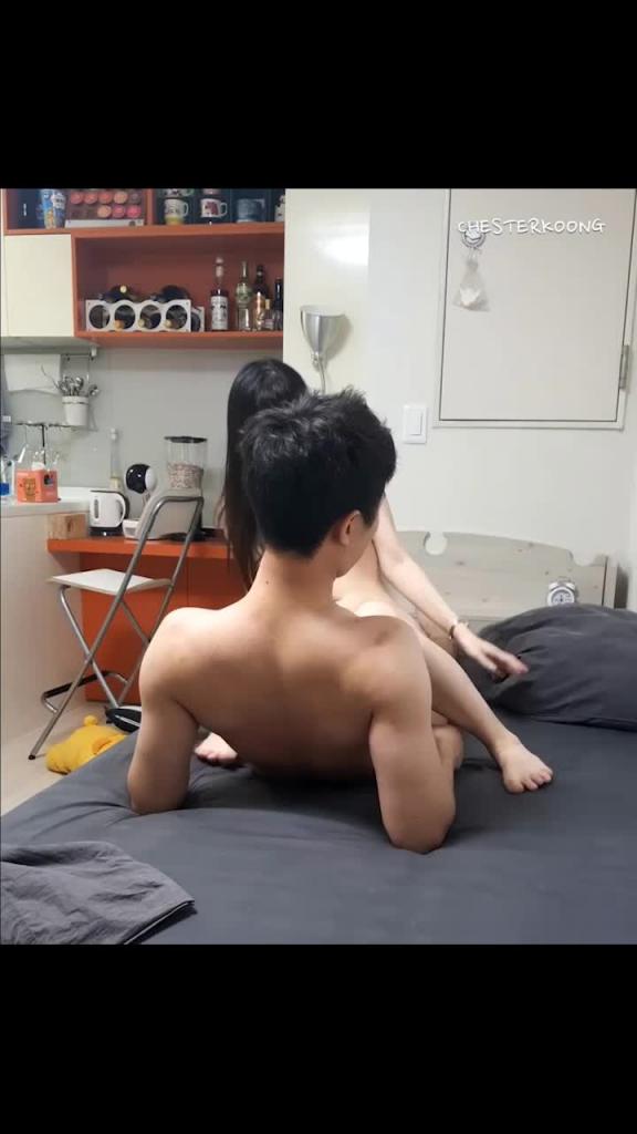 [精选]零零后援交小师妹玩逼无套内射小嫩逼 预览截图 8