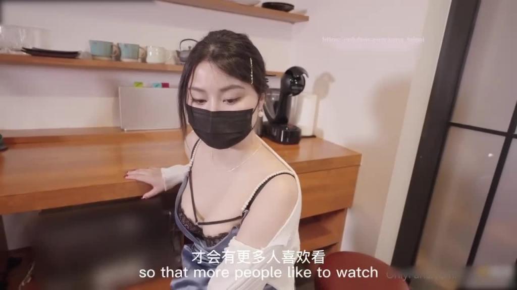 红底高跟被各种姿势抽插 台北娜娜 预览截图 4