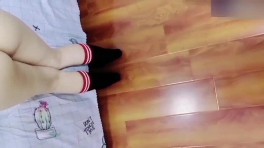 开苞JK高二微胖学生妹 预览截图 9