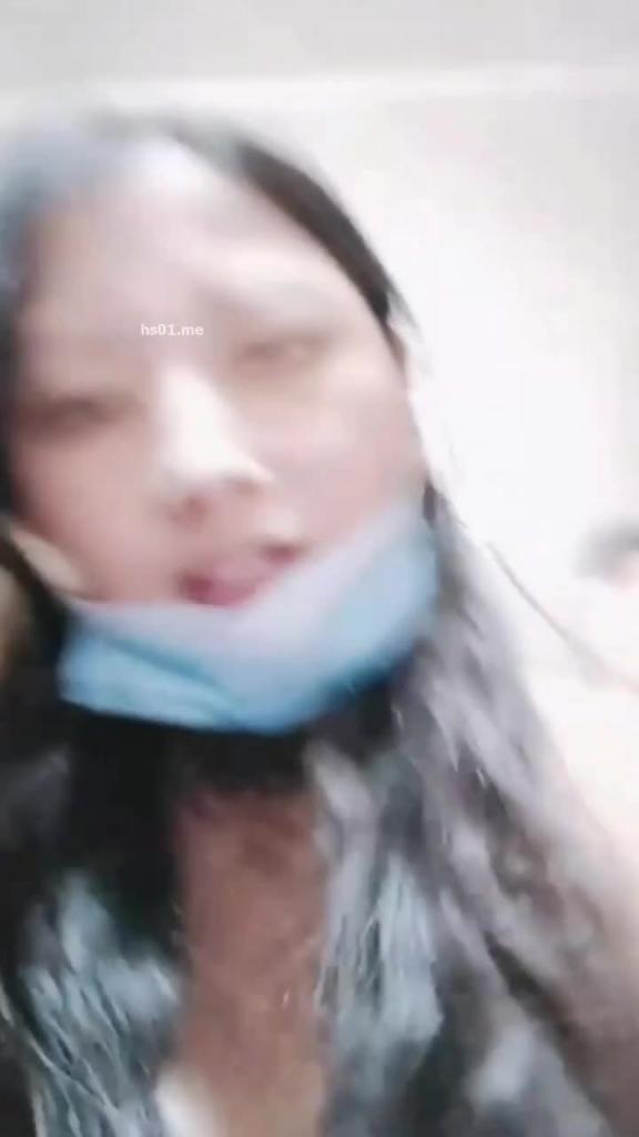 农村少妇深夜直播,白丝无毛逼配合大鸡巴各种抽插 预览截图 8