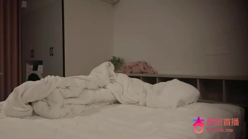 女留学生援交只为奢华生活 预览截图 9