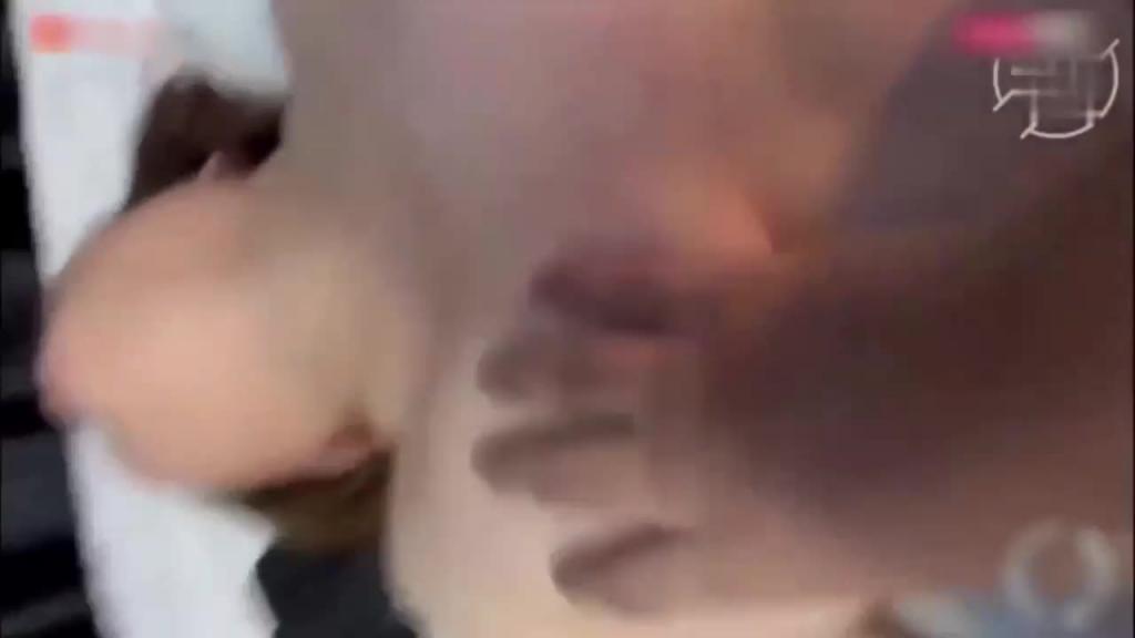 【姐弟乱伦】嫉妒心爆发骗姐姐出来暴力强上内射 预览截图 11