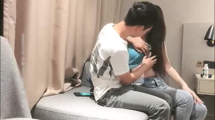 【江疏影全集04】关键时刻鸡巴不给力，暴殄天物 预览截图 1