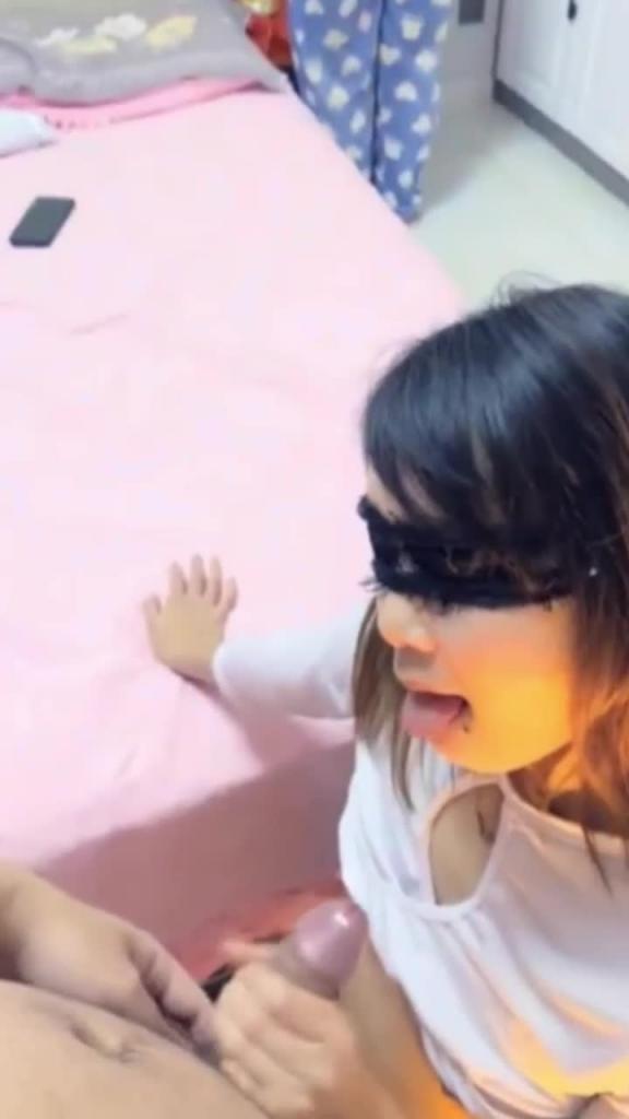 大屌女婿用鸡巴成功拿下丈母娘和老婆两只母狗 预览截图 8