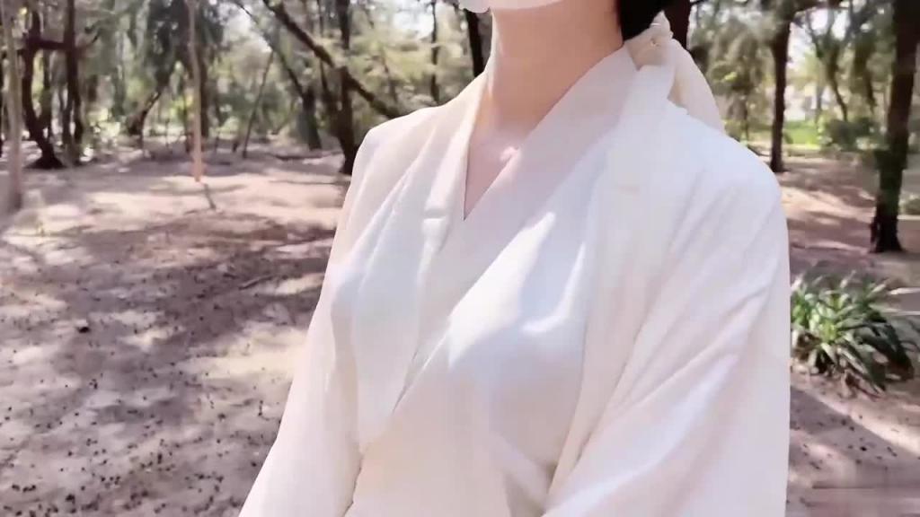 神明少女 三月樱花,不见星空,萝莉美女 预览截图 1
