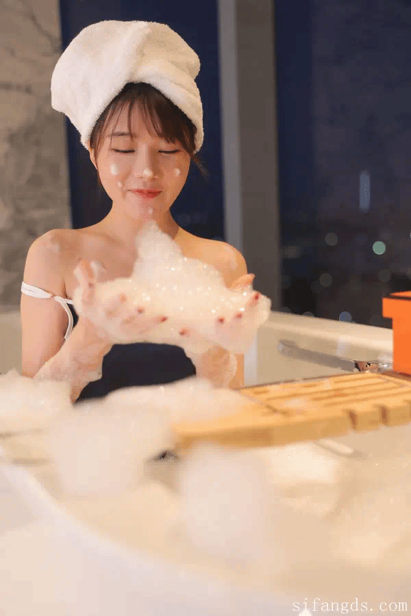 第1话 第 596 页