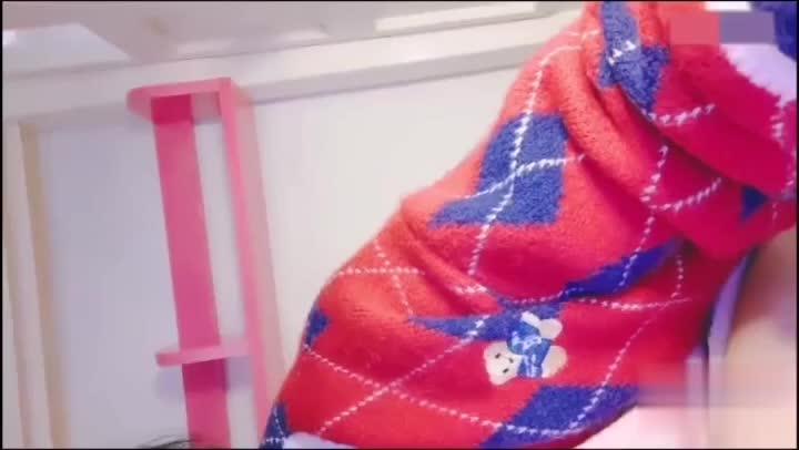 【萝莉自慰】极品白虎馒头逼！白嫩出水的嫩逼手指都不敢扣，这插进去得爽翻了 预览截图 8