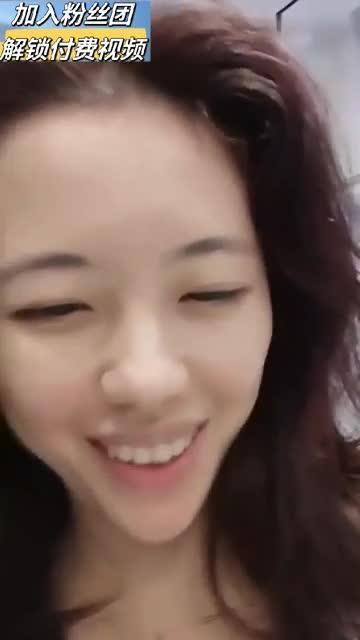饥渴少妇系列亲姐弟乱伦事件相差十岁的姐弟你的逼好骚啊！ 预览截图 9