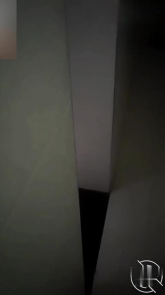 真实和已婚亲姐乱伦用小号勾引姐姐开房见面想走按住开操 预览截图 1