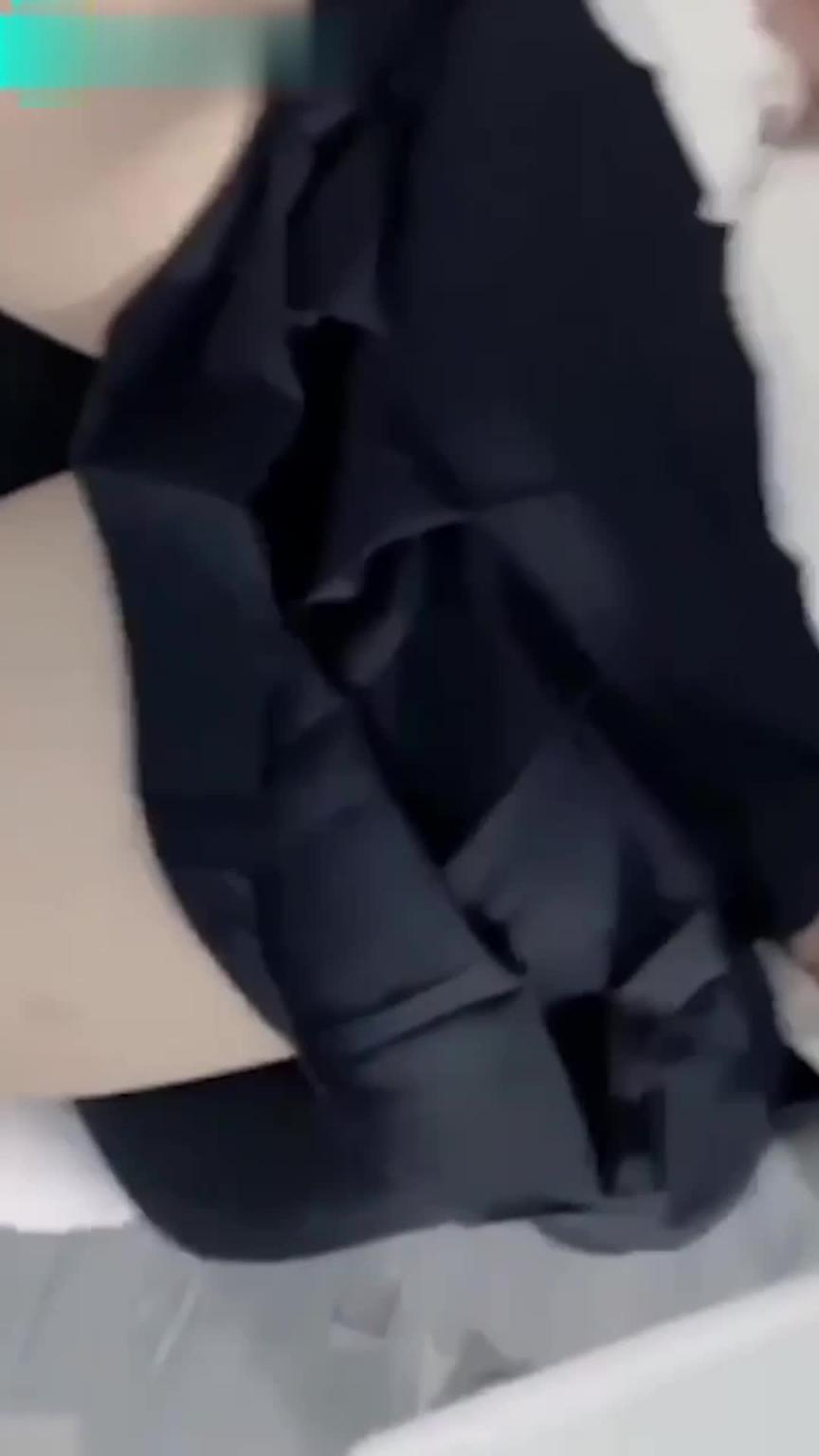 诱奸弟妹再次偷情被弟弟电话查岗!附聊天记录和生活照 预览截图 4
