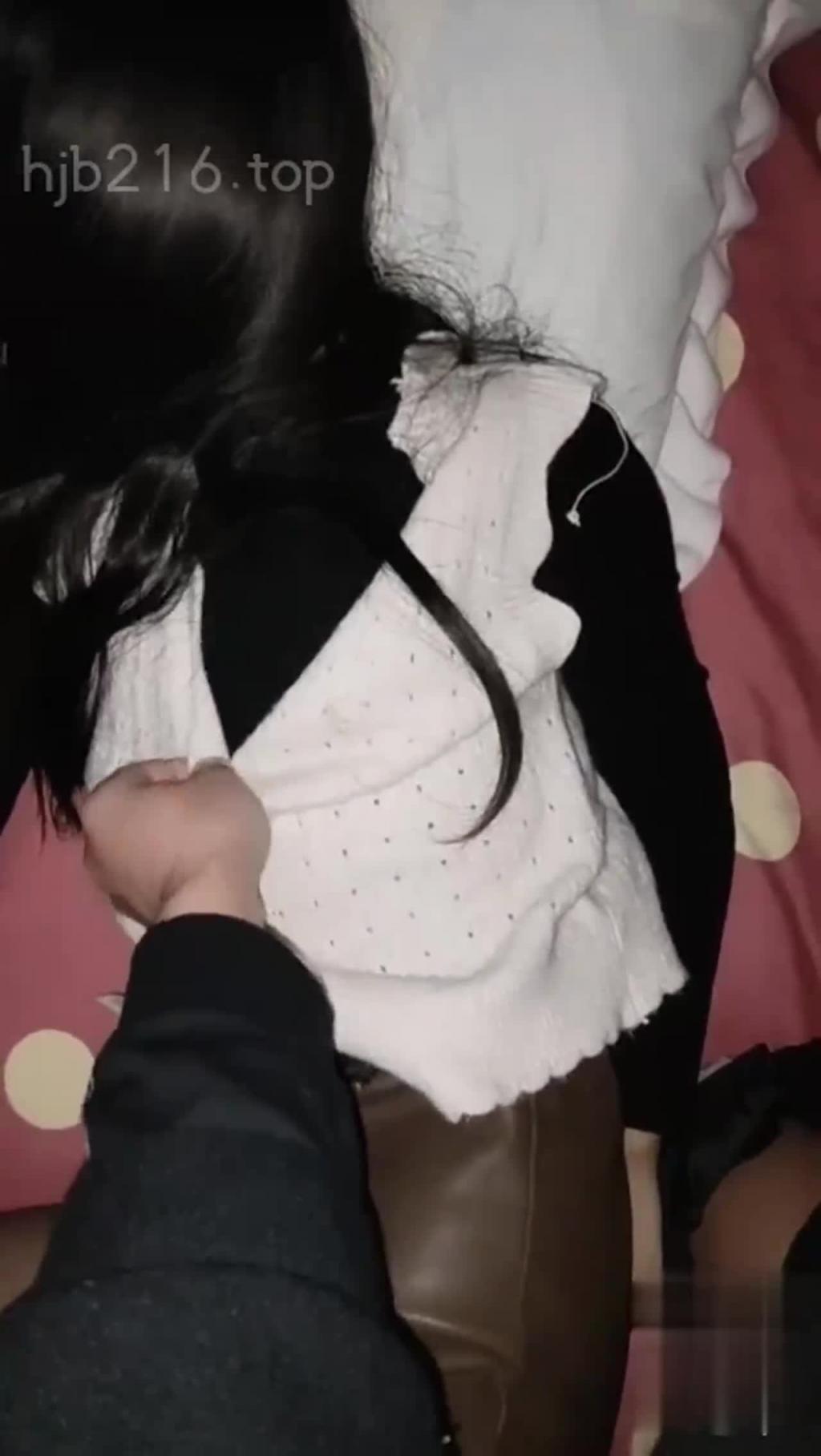 【姐弟乱伦】我成功上了我的亲姐!逼逼的紧致让我一度想射 预览截图 4